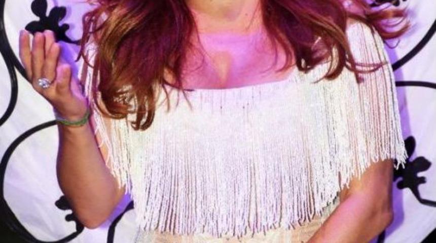 Deniz Seki, Hem Ağlattı, Hem Güldürdü