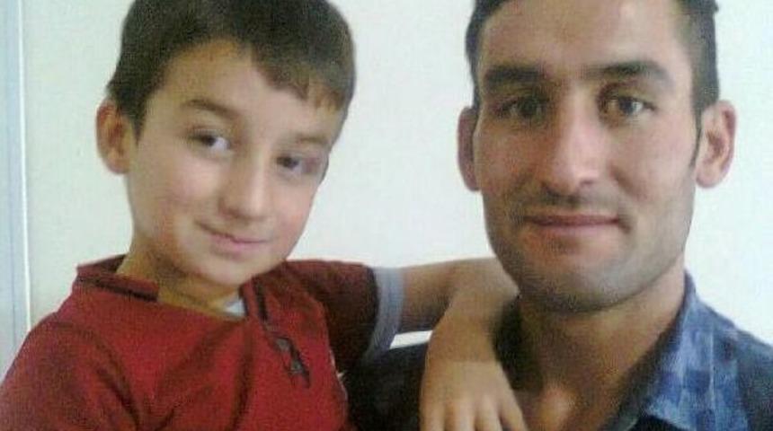 Ezidi Baba, 3 Yıl Sonra Deaş'ın Elinden Kurtardığı 6 Yaşındaki Oğlunu Almak Için Dna Testi Sonucunu Bekliyor