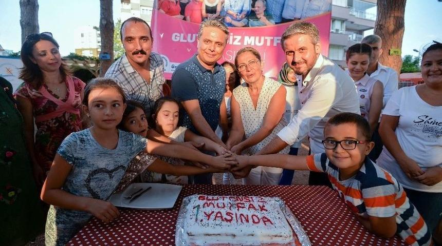 Çölyak Hastaları İçin Glutensiz Simit Üretilecek
