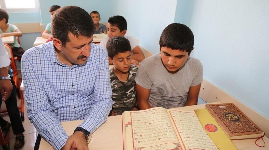 Belediye Başkanı Mehmet Ekinci Gen&ccedil;lerle Buluştu.