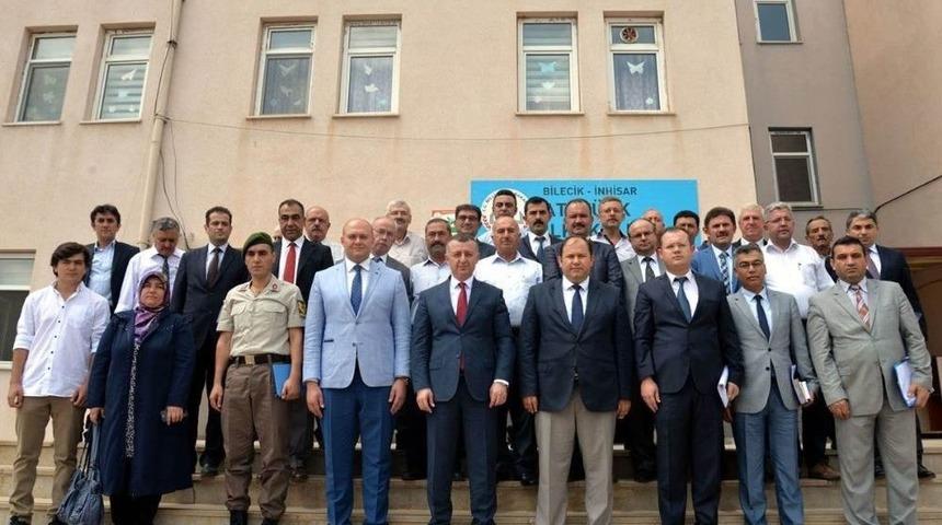 Vali B&uuml;y&uuml;kakın Muhtarlarla Bir Araya Geldi