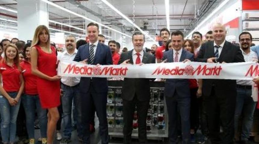 Media Markt'ın 50'nci Mağazası Antalya'da A&ccedil;ıldı