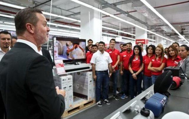 Media Markt'ın 50'nci Mağazası Antalya'da Açıldı