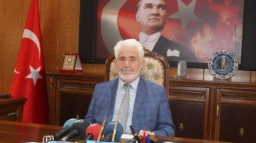 M&uuml;ft&uuml; Sarıkaya: "elazığ&rsquo;da Hedef Bin Kurban Hissesi"