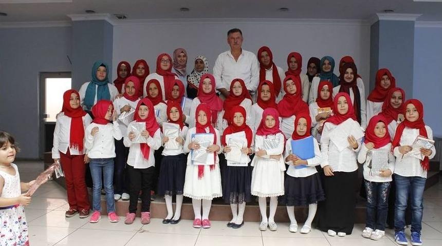 Başkan Duymuş, Yaz Kur&rsquo;an Kursu Kapanış Programına Katıldı