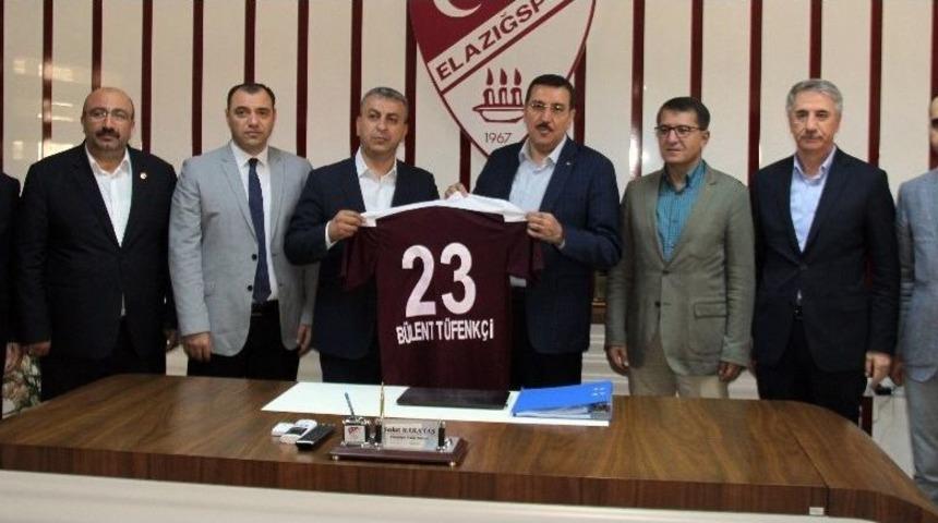 G&uuml;mr&uuml;k Ve Ticaret Bakanı B&uuml;lent T&uuml;fenkci: