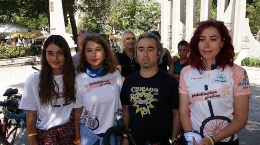 Bisikletli Kadınlar, Kadına Şiddet Ve Tacize 'dur' Demek I&ccedil;in Pedallıyor
