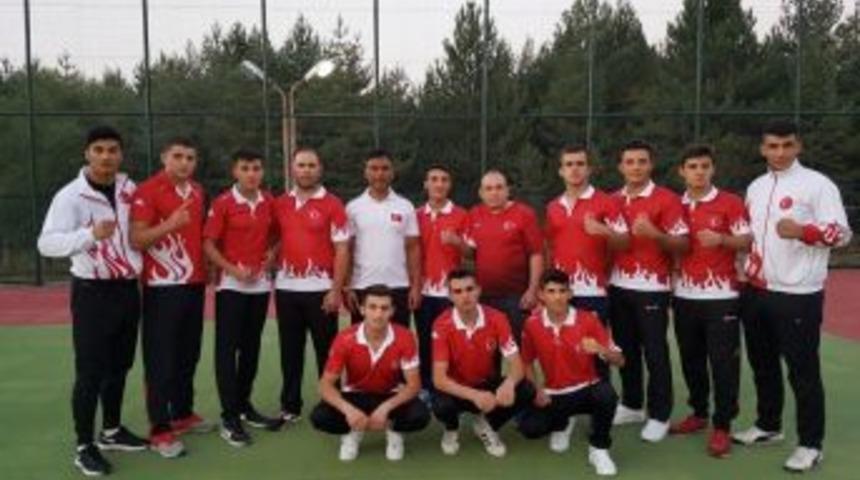 Boksta Ukrayna&rsquo;da 2 Altın, 6 Bronz