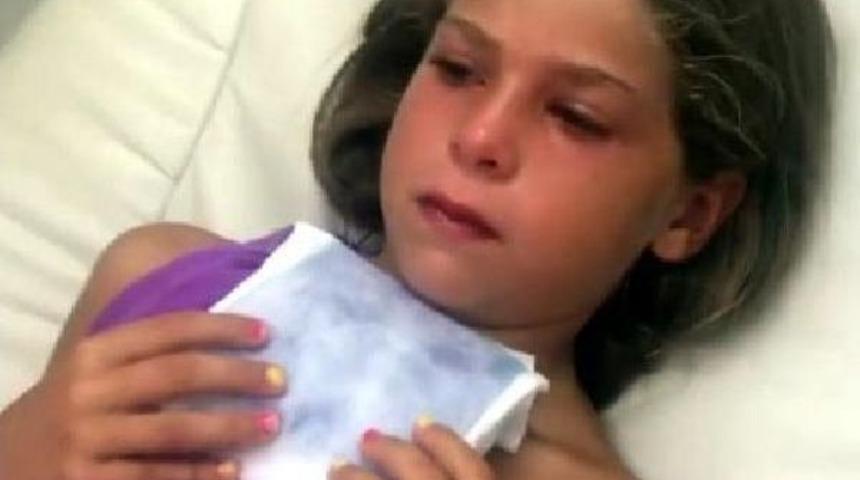 &Uuml;nl&uuml; Oyuncunun Kızı, Restoranda Kızgın Yağla Yaralandı Iddiası