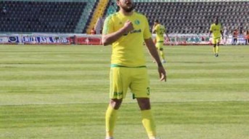 Şanlıurfaspor, Kampa Katılmayan Batuhan Karadeniz'i Tff'ye Şikayet Etti