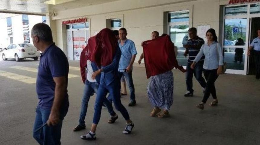 Aranan Hırsızlık Ş&uuml;phelisi 3 Kadına Su&ccedil;&uuml;st&uuml;