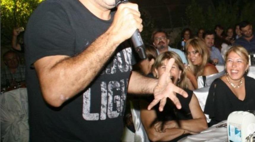 Devrek&rsquo;te Haluk Levent R&uuml;zgarı Esti