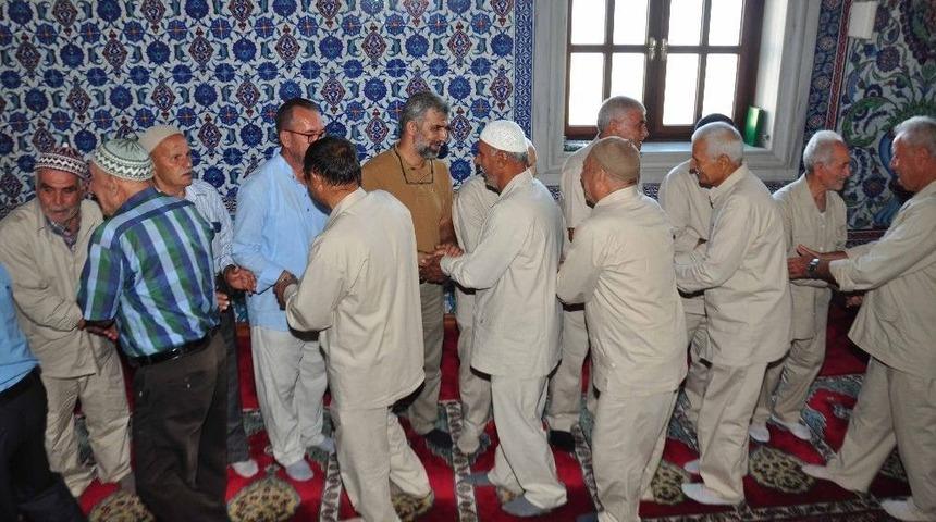 Manavgatlı Hacı Adayları, Dualarla Uğurlandı