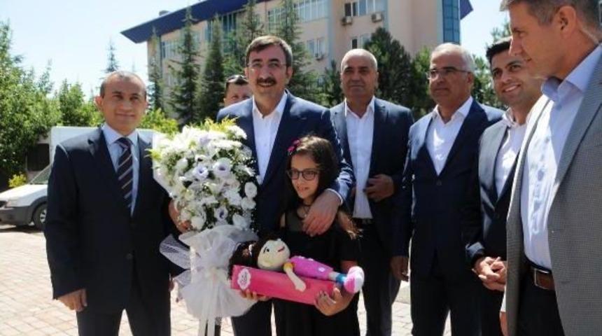 Ak Partili Yılmaz: Ekonomimiz 860 Milyar Dolara Y&uuml;kseldi
