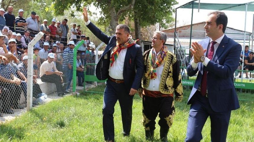 8. Geleneksel Kepsut Yağlı G&uuml;reşleri Başladı