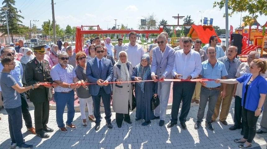 Karacabey&rsquo;in Yeni Y&uuml;z&uuml; A&ccedil;ıldı