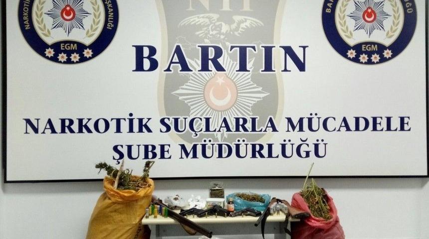 Bartın&rsquo;da 7 Kilogram Esrar Ele Ge&ccedil;irildi