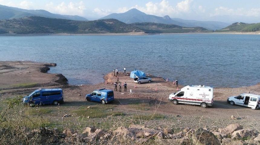 Balık Tutarken D&uuml;şt&uuml;ğ&uuml; Suda Boğuldu