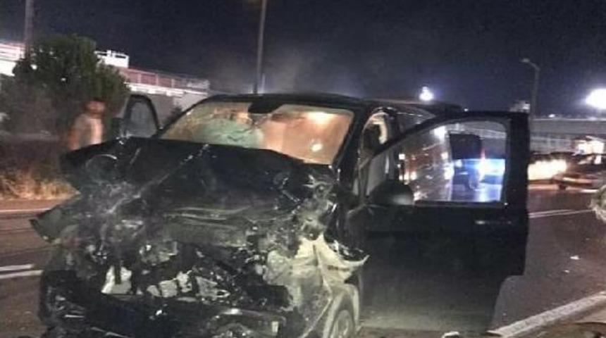 İki Minib&uuml;s &Ccedil;arpıştı: 8 Yaralı