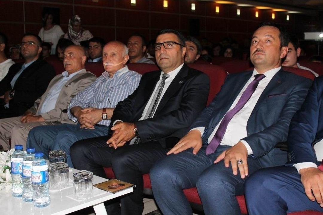 Birlik Vakfı Malazgirt Zaferi Konferansı D&uuml;zenledi