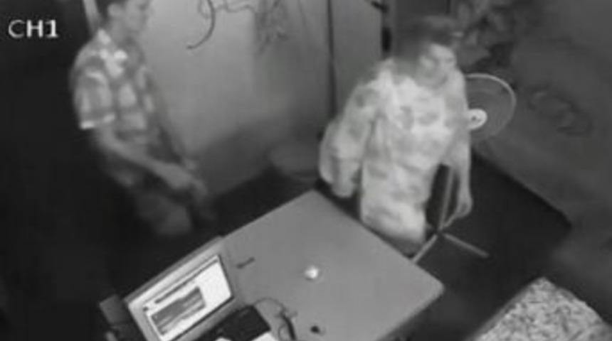 Rus Deaş’lıyı Annesi Evlatlıktan Reddetti