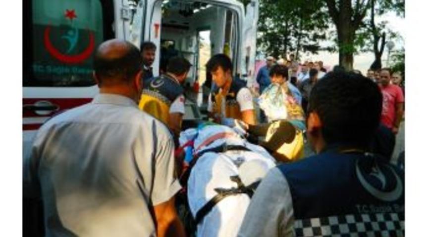 Ardahan&rsquo;da Trafik Kazası: 5 Yaralı