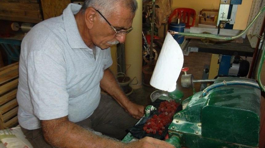 Osmanlı&rsquo;dan G&uuml;n&uuml;m&uuml;ze Tesbih Sanatı