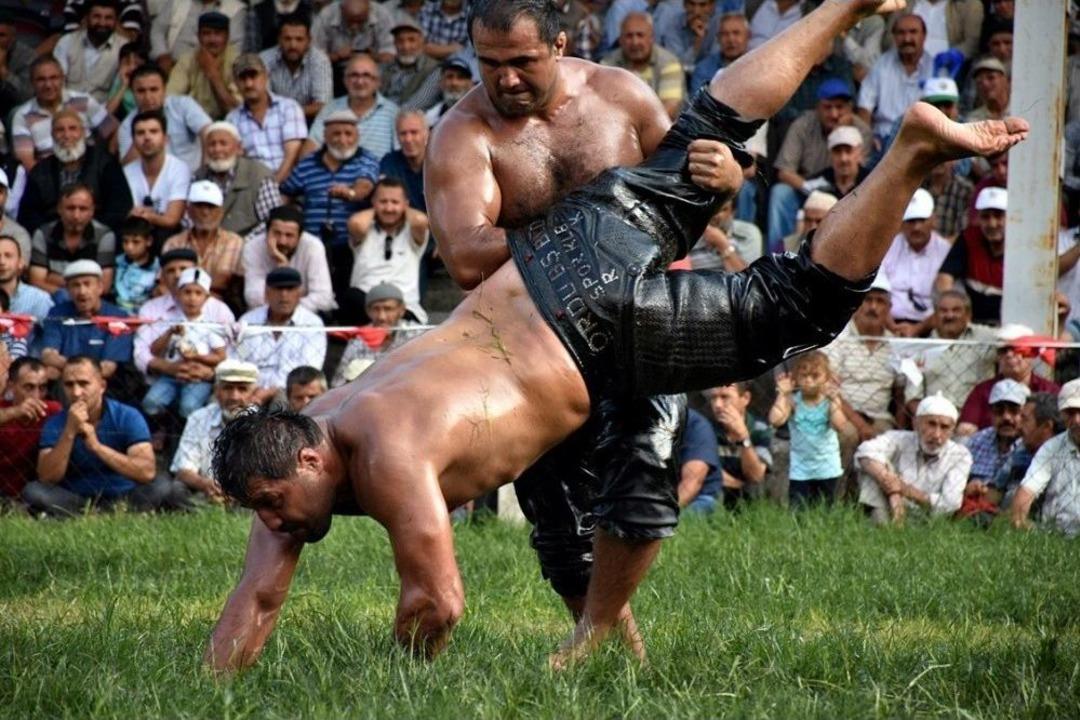 Tosya G&uuml;reşleri Kırkpınar&rsquo;ı Aratmadı