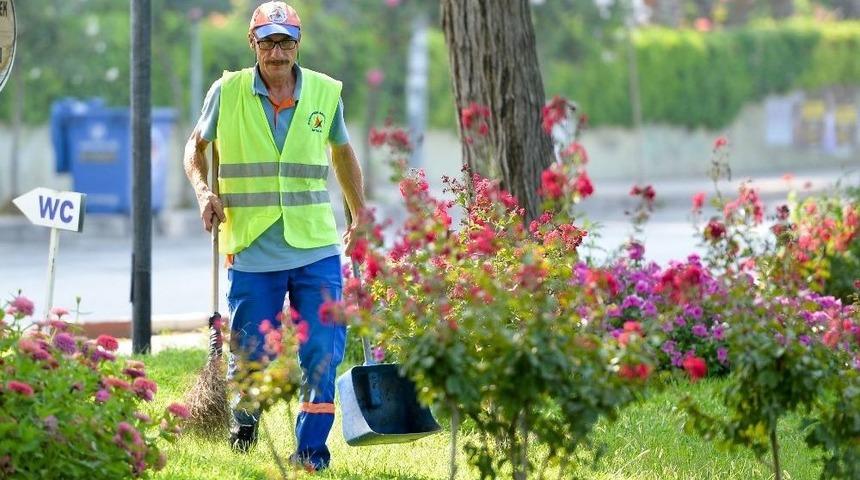 Devlet Memuruna Mukavemet Etti, Cezasını Devlete Hizmet Ederek &Ccedil;ekiyor
