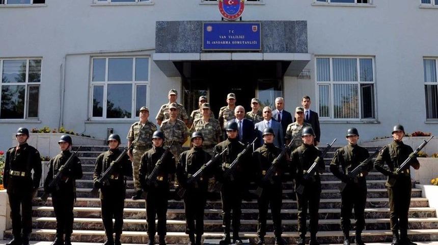 Vali Zorluoğlu&rsquo;ndan Yeni Paşaya Ziyaret