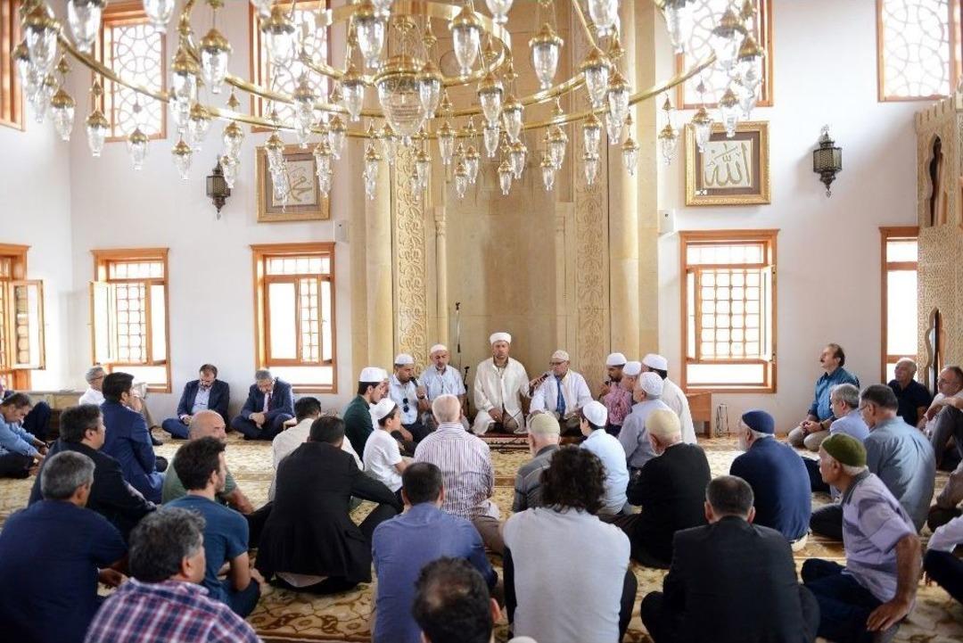 Erol Ol&ccedil;ok Ve Oğlu İ&ccedil;in Mevlit Okutuldu