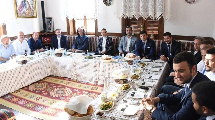 Kemalpaşa’da ‘umut Vaad Eden Deha’ Toplantısı