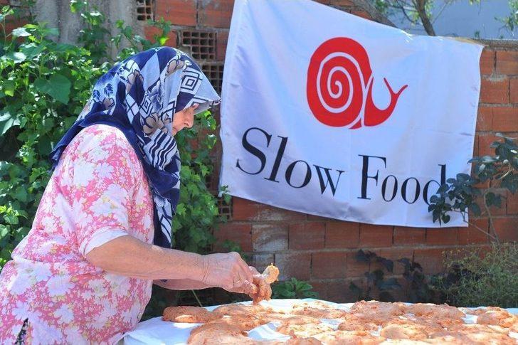 Kadınlardan Tarhana Yapımı Eğitimi G3