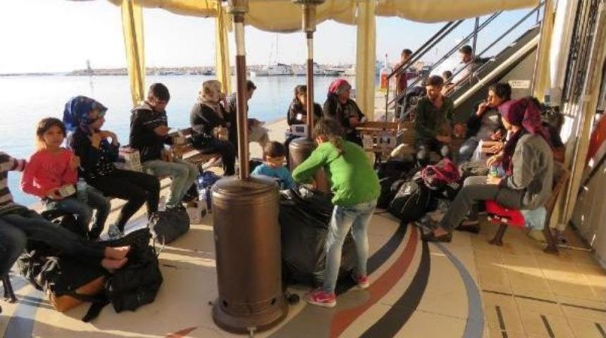 &Ccedil;anakkale'de 41 Ka&ccedil;ak G&ouml;&ccedil;men Yakalandı