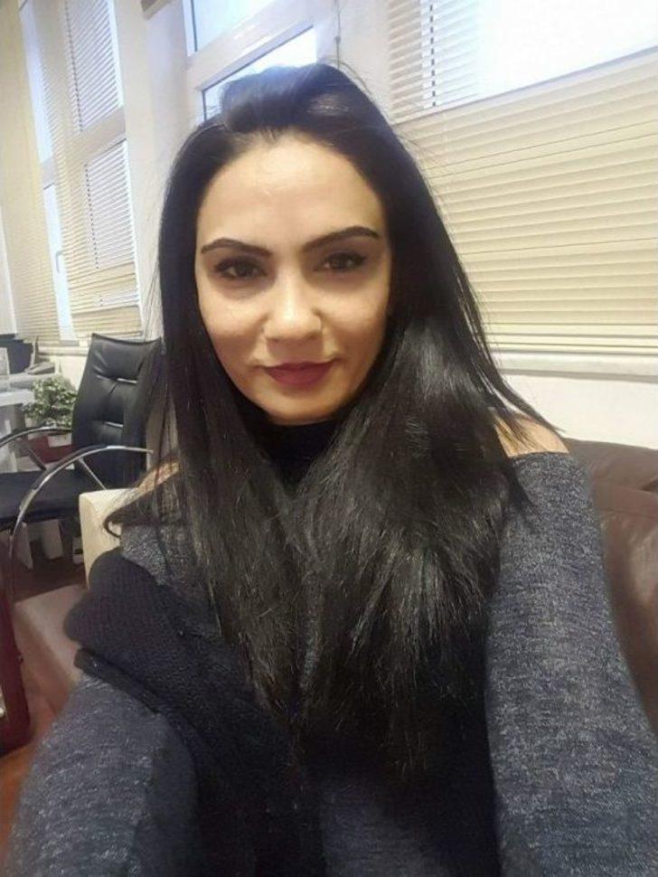 Ataşehir’de Feci Kazada Hayatını Kaybeden Nişanlı Çift Birlikte Son Yolculuğuna Uğurlandı G1