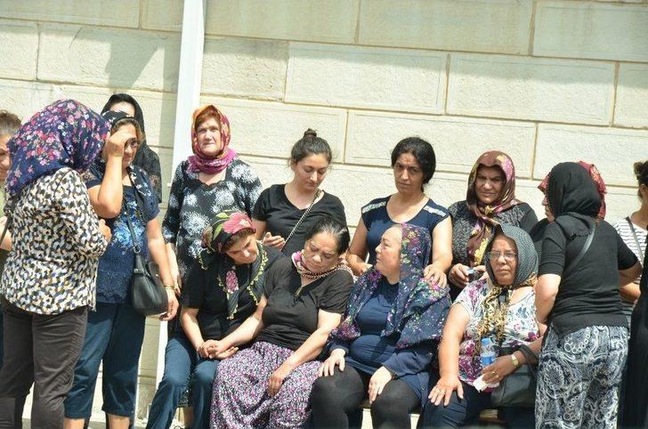 Ataşehir’de Feci Kazada Hayatını Kaybeden Nişanlı Çift Birlikte Son Yolculuğuna Uğurlandı G3