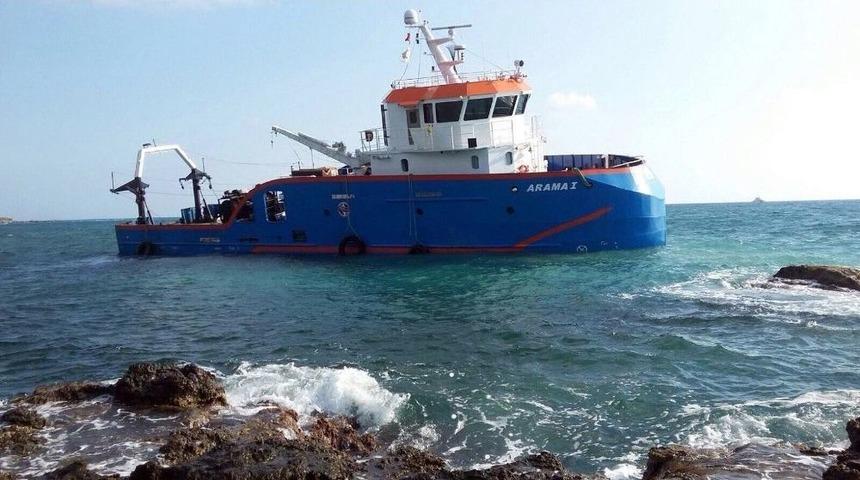 Araştırma Gemisi İskenderun A&ccedil;ıklarında Karaya Oturdu