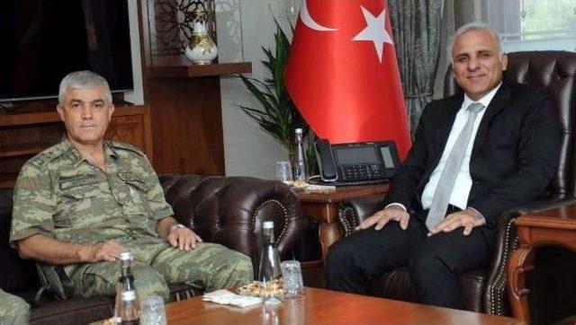 Jandarma Genel Komutanlığı’Na Atanan Korgeneral Çetin’Den Vali Zorluoğlu’Na Veda Ziyareti