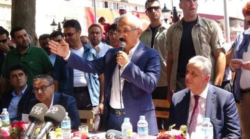 Bakan Elvan: T&uuml;rkiye &Uuml;zerinde Oyun Oynamak Isteyenler Var