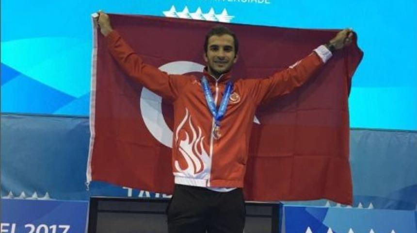 Milli Eskrimciden, Universiade 2017&rsquo;de G&uuml;m&uuml;ş Madalya