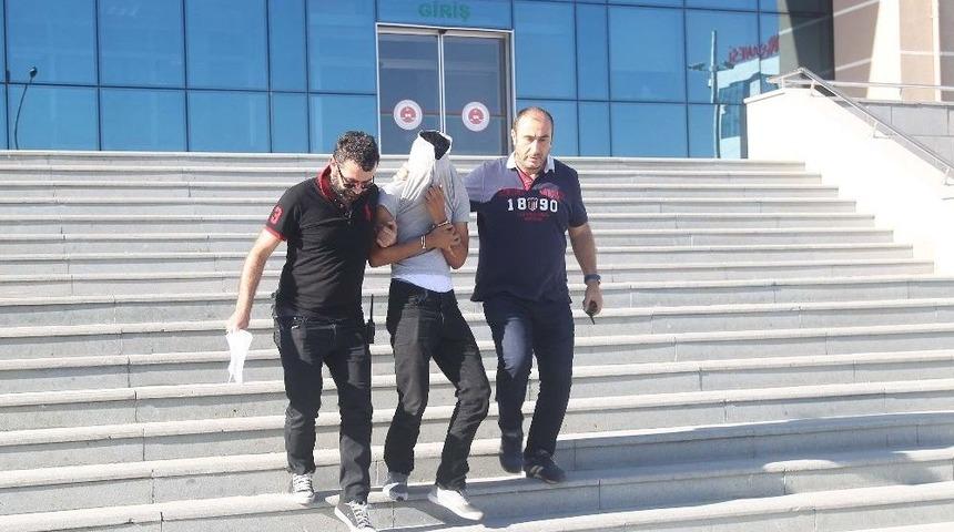 Bazaya Saklanan Hırsız Tutuklandı