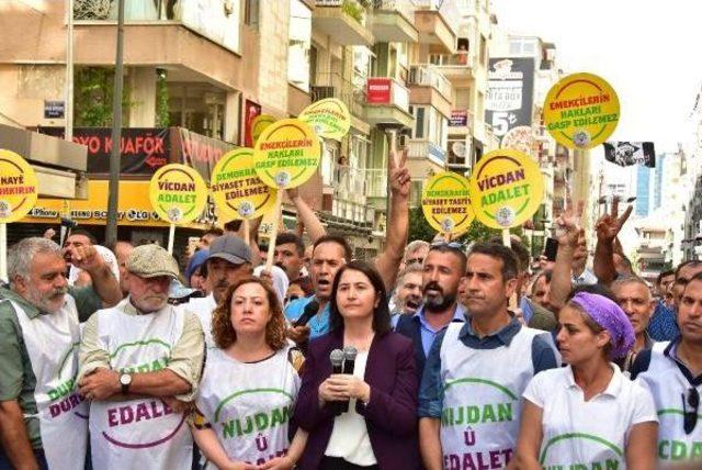 Hdp'nin 'vicdan Ve Adalet Nöbeti', İzmir’De Son Buldu (2)