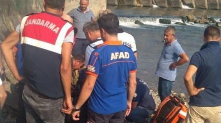 Serinlemek İ&ccedil;in Girdiği Nehirde Boğuldu