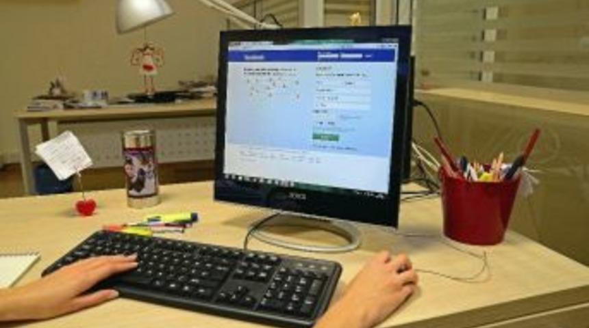 T&uuml;rkiye&rsquo;de Her 10 Evden 8&rsquo;inde İnternet Var