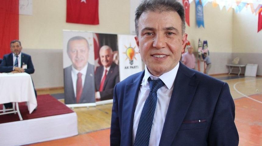 Ak Parti&rsquo;de Topsakal G&uuml;ven Tazeledi