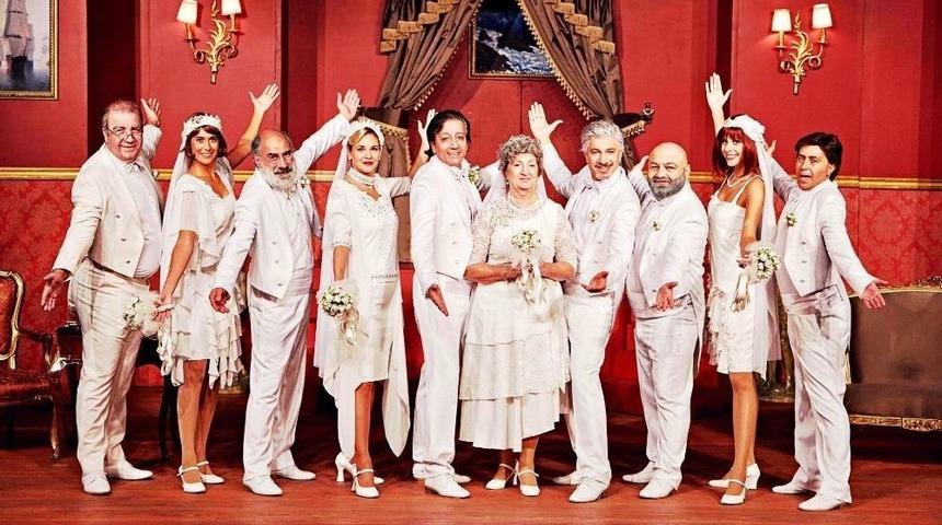 Uygur Kardeşler Marko Paşa M&uuml;zikali İle Ayvalık&rsquo;a Geliyor