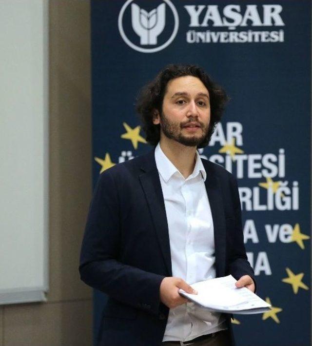 Yaşar Üniversitesi’nde Göç Yaz Okulu Düzenlendi