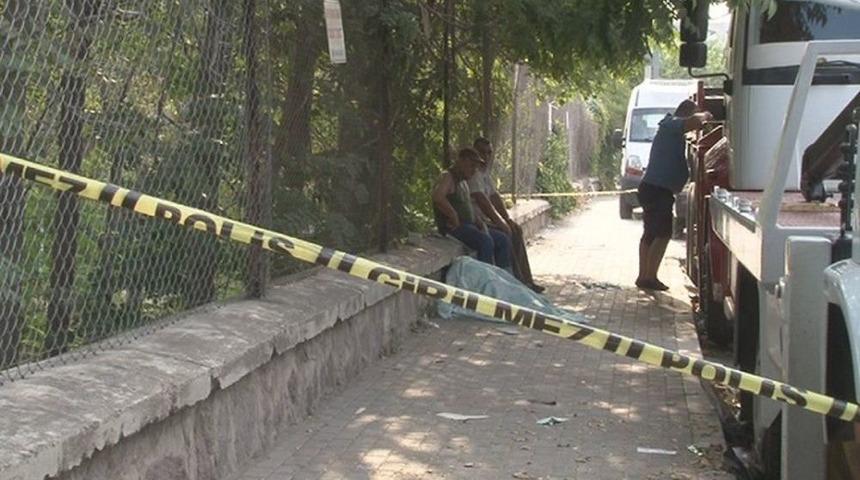 İzmir&rsquo;de Asker Firarisi Gen&ccedil; &Ouml;l&uuml; Bulundu