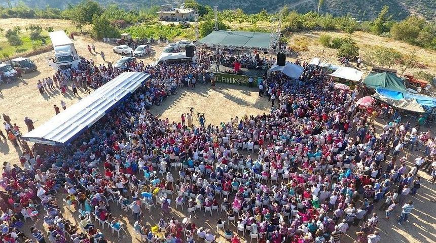 Silifke&rsquo;de Nuru Mahallesi İncir Ve Fıstık Festivali Yapıldı