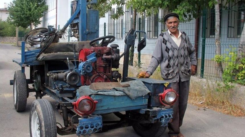 İşten &Ccedil;ıkarıldı, Keşif Yaptı